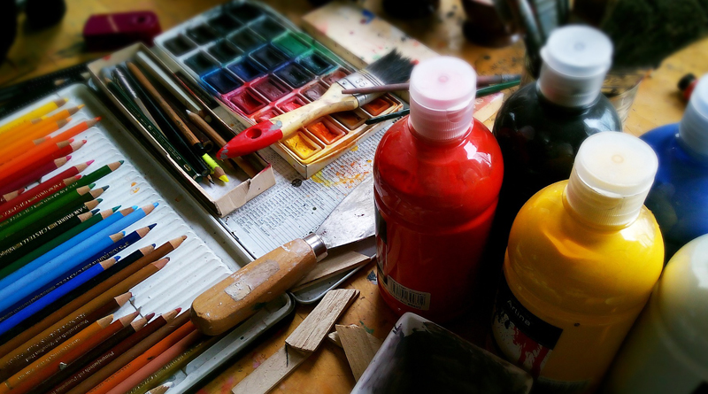 Artist With Bipolar Disorder Utilizes Creative Process To Help Combat Symptoms